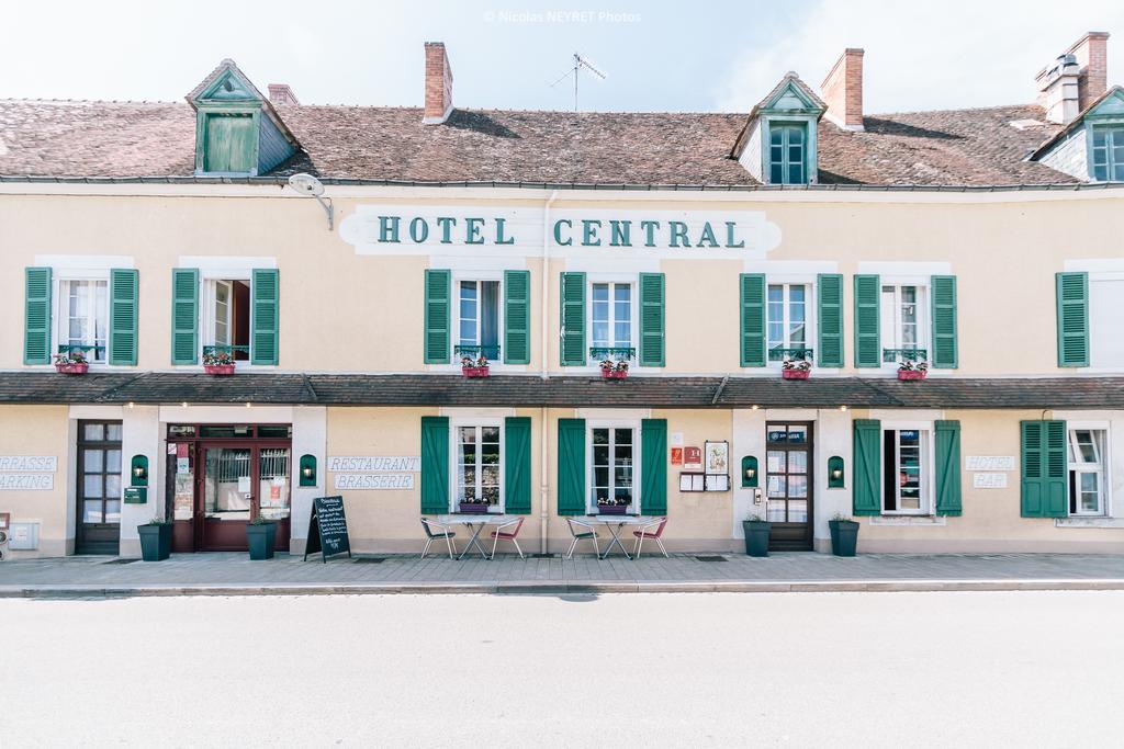 Hotel Le Central Boussac  Exterior foto